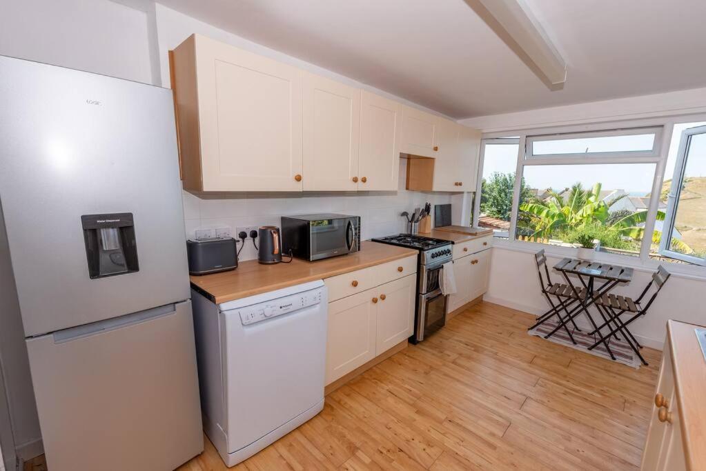 The Tempest, Sea Views, Coastal & Rural Walks. Apartment Илфракомб Екстериор снимка